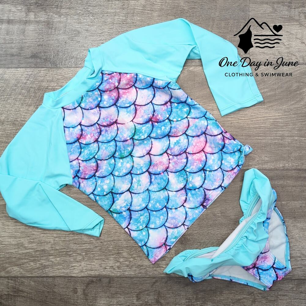 Amzbrly Long Sleeve Rashguard Bikini Swimsuit Size M